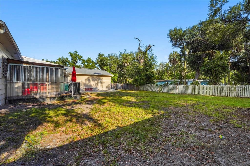Activo con contrato: $285,000 (3 camas, 3 baños, 1519 Pies cuadrados)