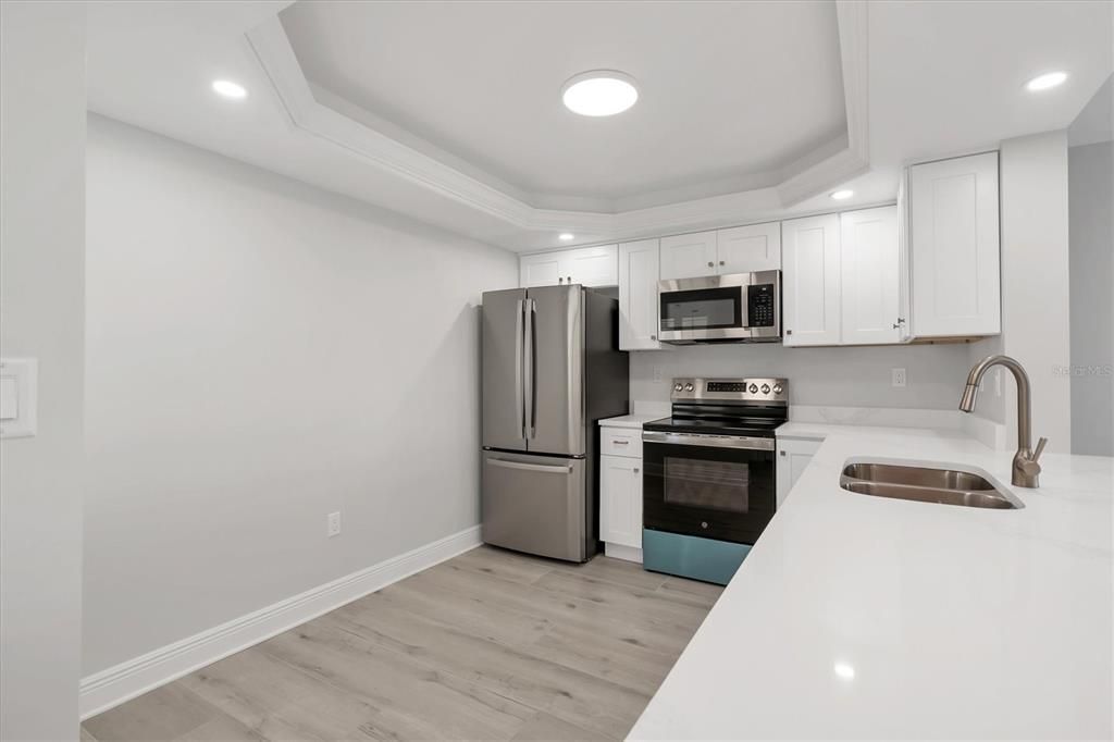 For Sale: $574,900 (2 beds, 2 baths, 1145 Square Feet)