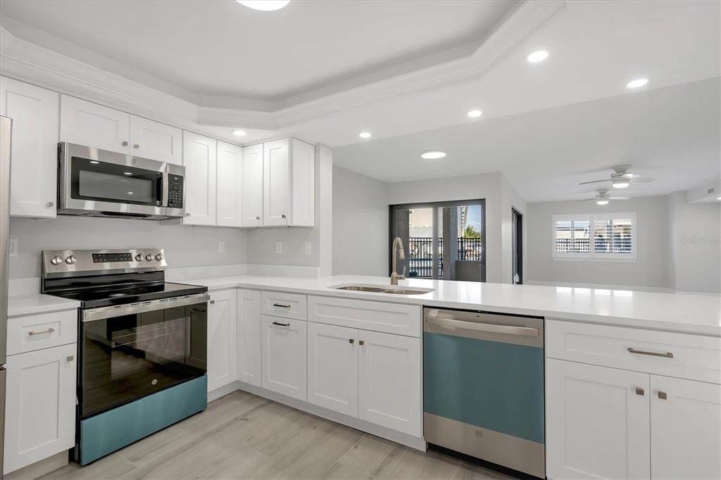 For Sale: $574,900 (2 beds, 2 baths, 1145 Square Feet)
