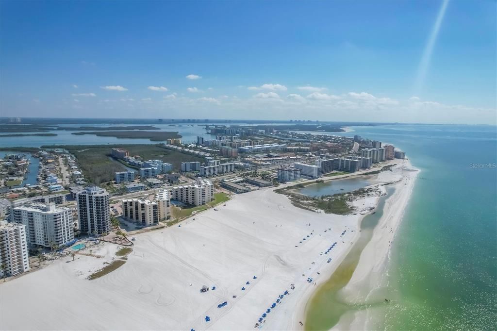 For Sale: $574,900 (2 beds, 2 baths, 1145 Square Feet)