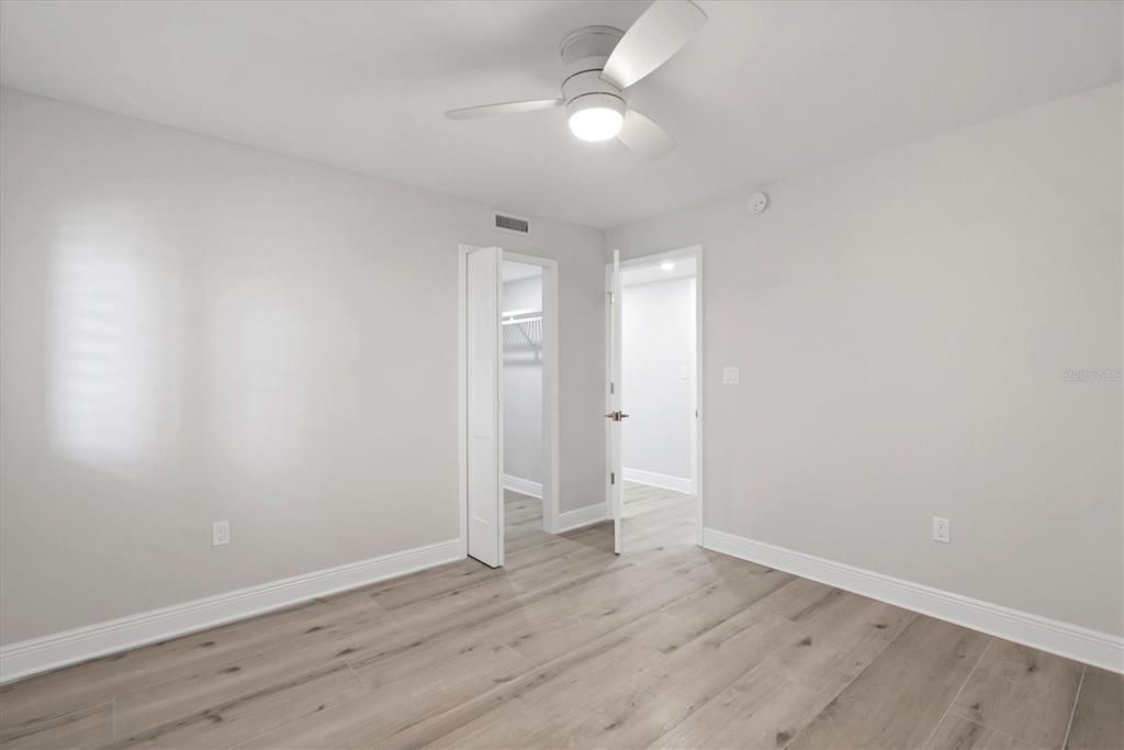 For Sale: $574,900 (2 beds, 2 baths, 1145 Square Feet)
