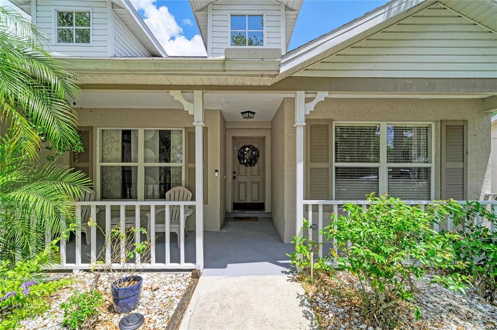 Activo con contrato: $399,000 (3 camas, 2 baños, 1376 Pies cuadrados)