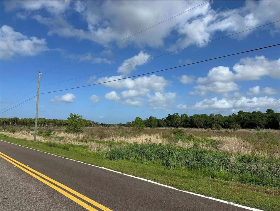 En Venta: $1,112,942 (18.58 acres)