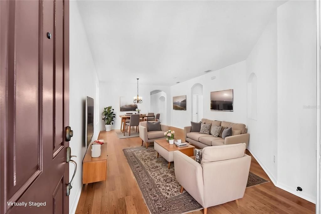 For Sale: $299,500 (3 beds, 2 baths, 1596 Square Feet)