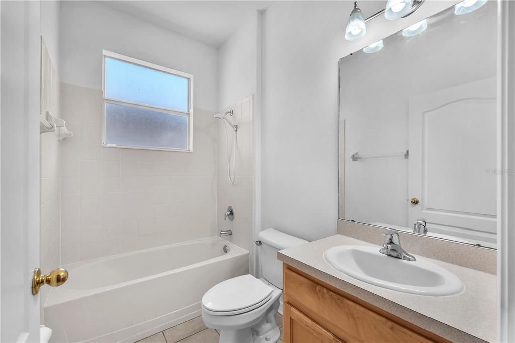 For Sale: $299,500 (3 beds, 2 baths, 1596 Square Feet)