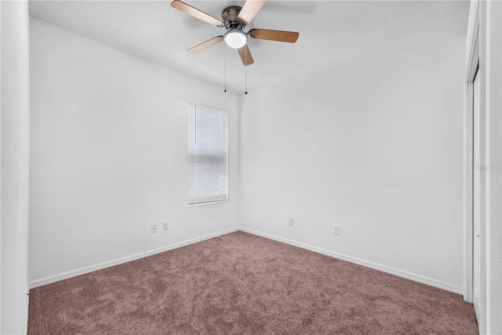 For Sale: $299,500 (3 beds, 2 baths, 1596 Square Feet)