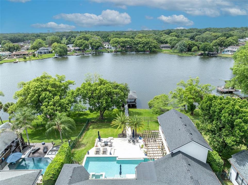 For Sale: $1,650,000 (5 beds, 5 baths, 4835 Square Feet)