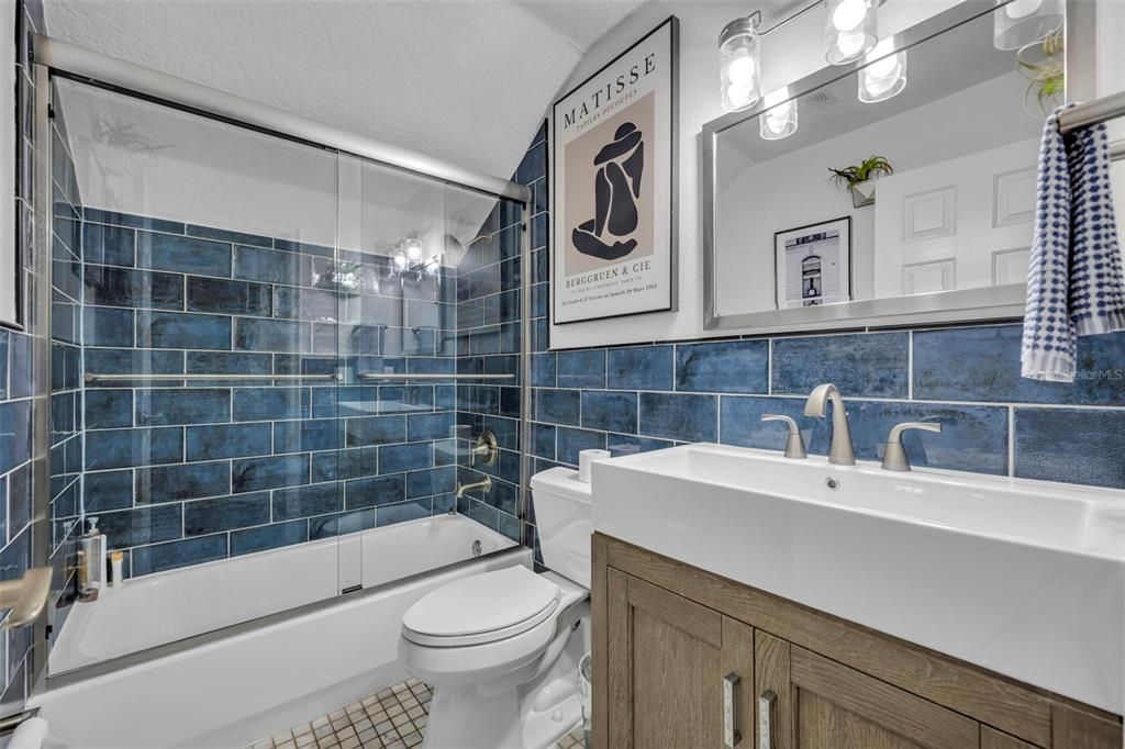 For Sale: $1,650,000 (5 beds, 5 baths, 4835 Square Feet)