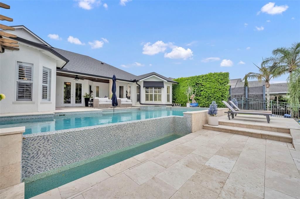 For Sale: $1,650,000 (5 beds, 5 baths, 4835 Square Feet)