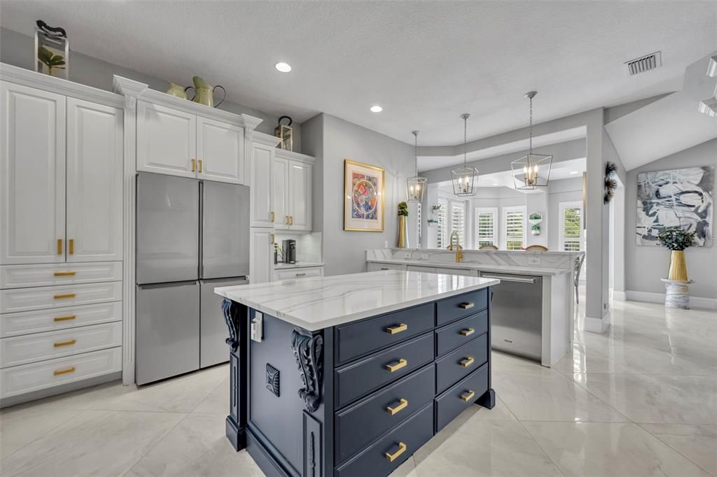 For Sale: $1,650,000 (5 beds, 5 baths, 4835 Square Feet)