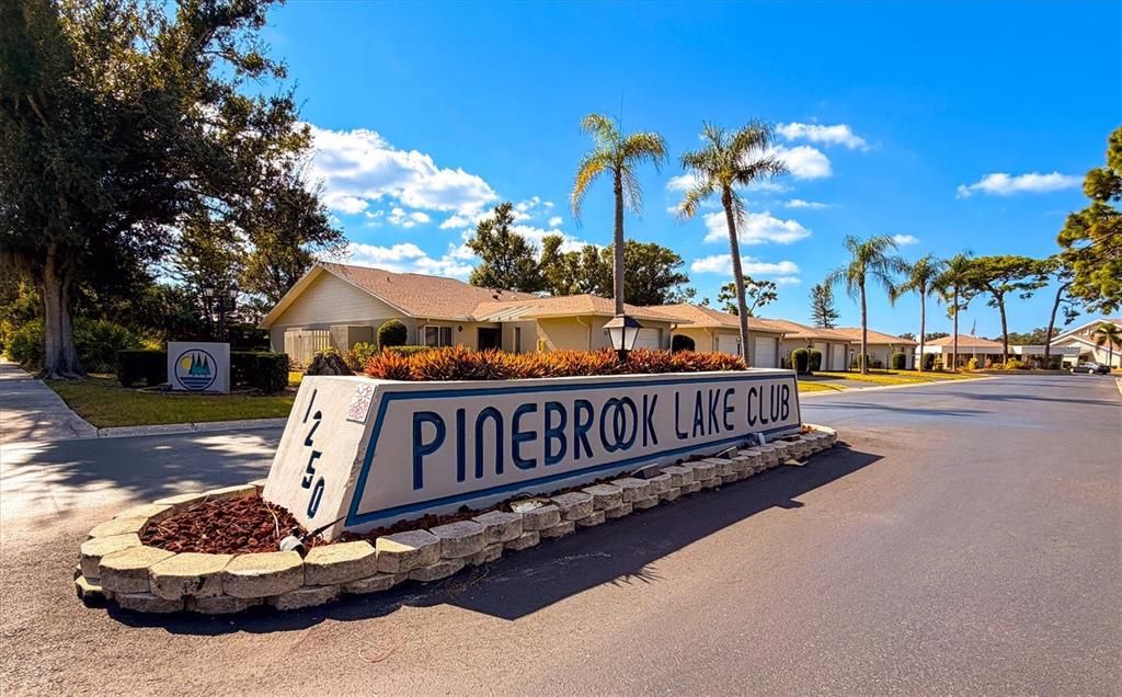 For Sale: $224,900 (2 beds, 2 baths, 1160 Square Feet)