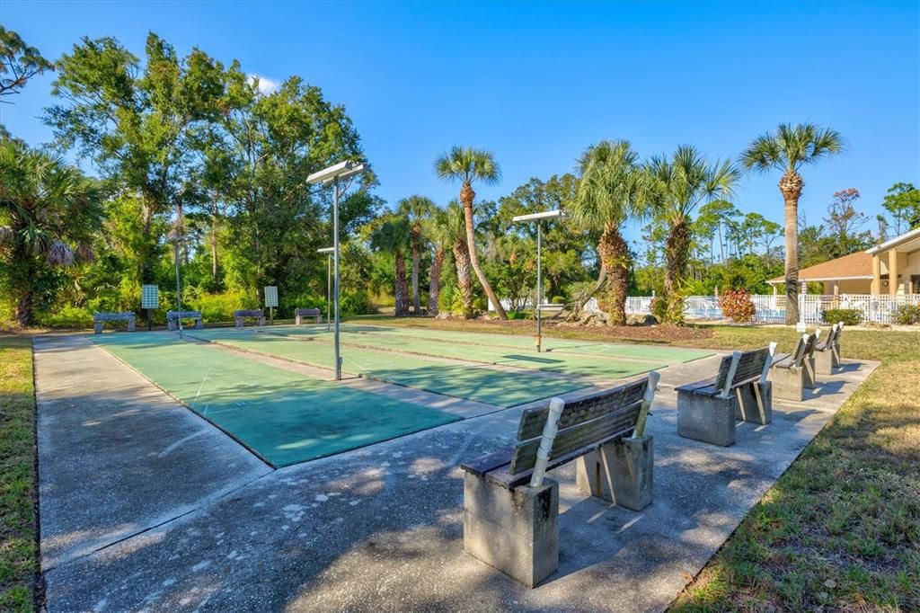 For Sale: $224,900 (2 beds, 2 baths, 1160 Square Feet)