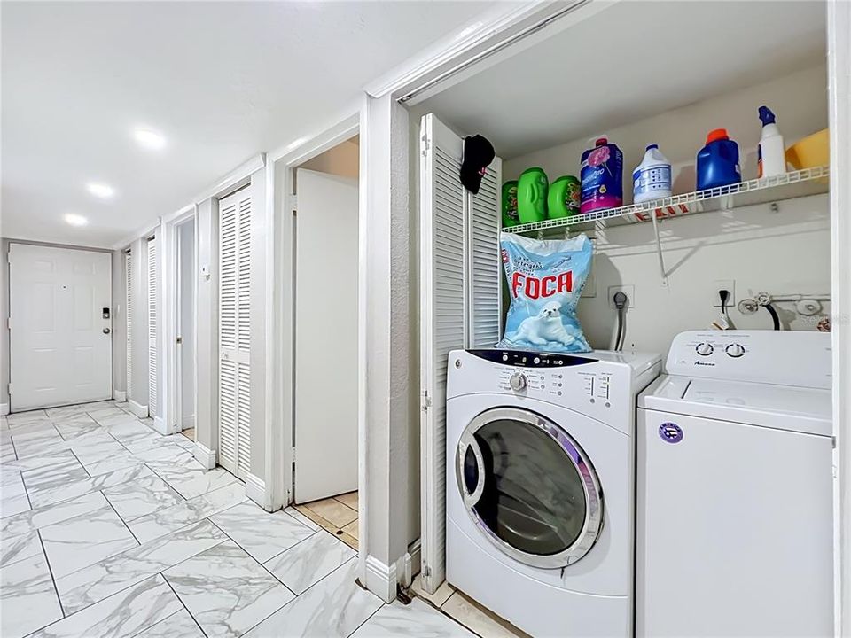Activo con contrato: $145,000 (3 camas, 2 baños, 1270 Pies cuadrados)