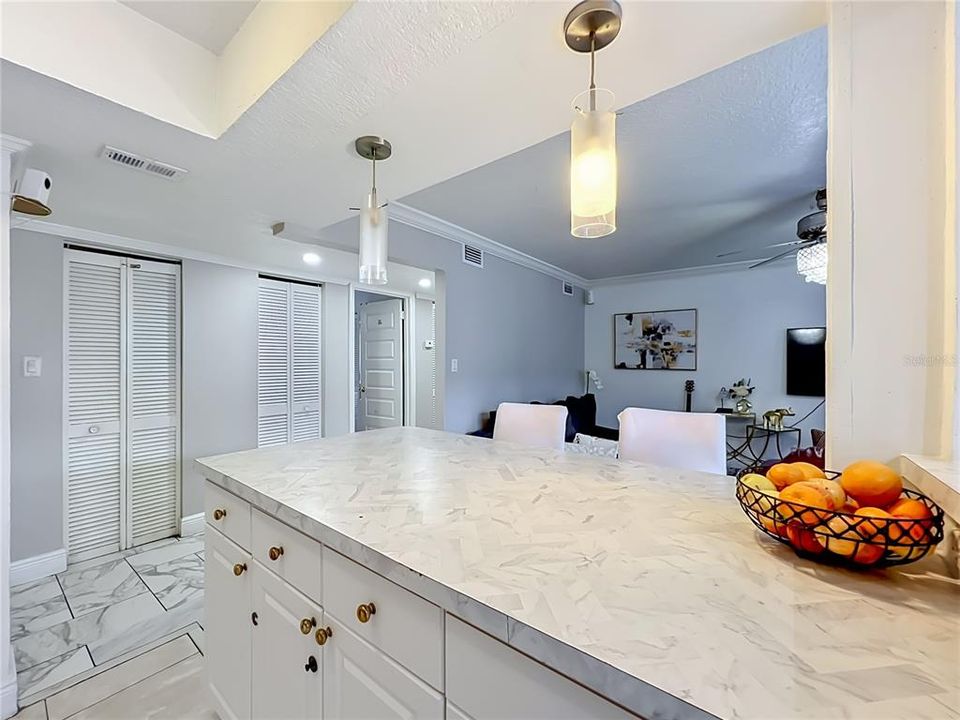 Activo con contrato: $145,000 (3 camas, 2 baños, 1270 Pies cuadrados)
