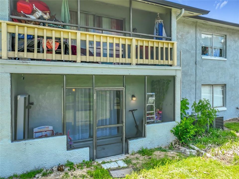 Activo con contrato: $145,000 (3 camas, 2 baños, 1270 Pies cuadrados)