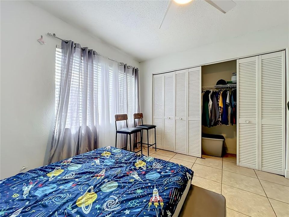 Activo con contrato: $145,000 (3 camas, 2 baños, 1270 Pies cuadrados)