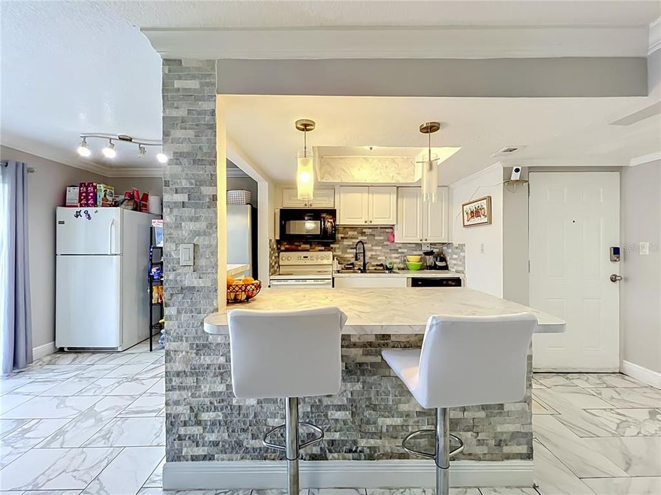 Activo con contrato: $145,000 (3 camas, 2 baños, 1270 Pies cuadrados)