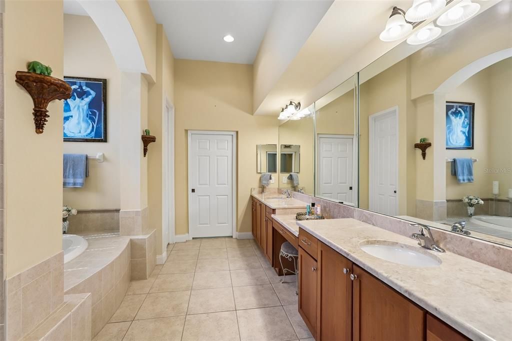 Active With Contract: $775,000 (4 beds, 3 baths, 3925 Square Feet)