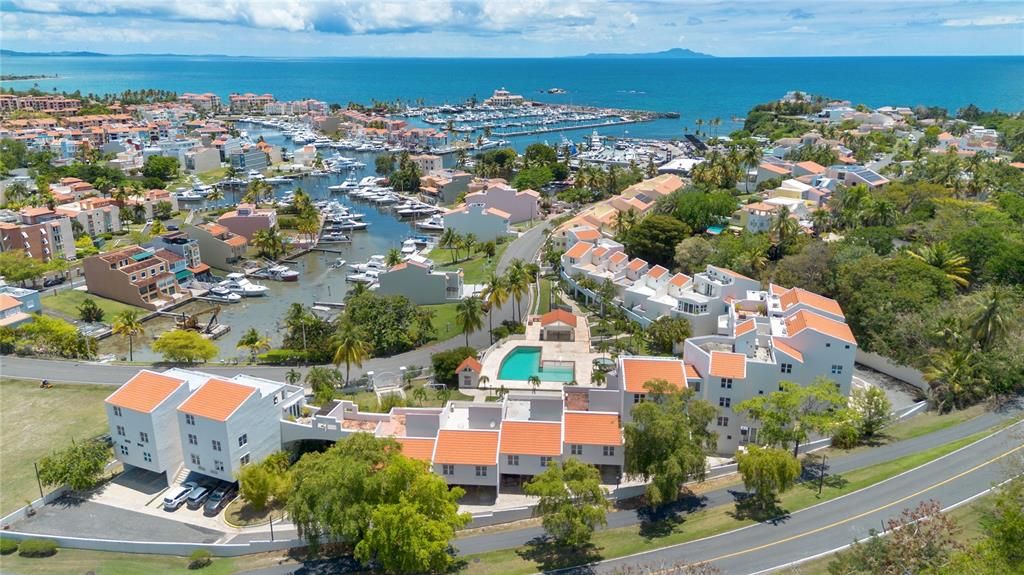 En Venta: $410,000 (3 camas, 2 baños, 1926 Pies cuadrados)