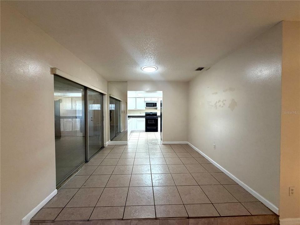 Active With Contract: $2,225 (4 beds, 2 baths, 1782 Square Feet)