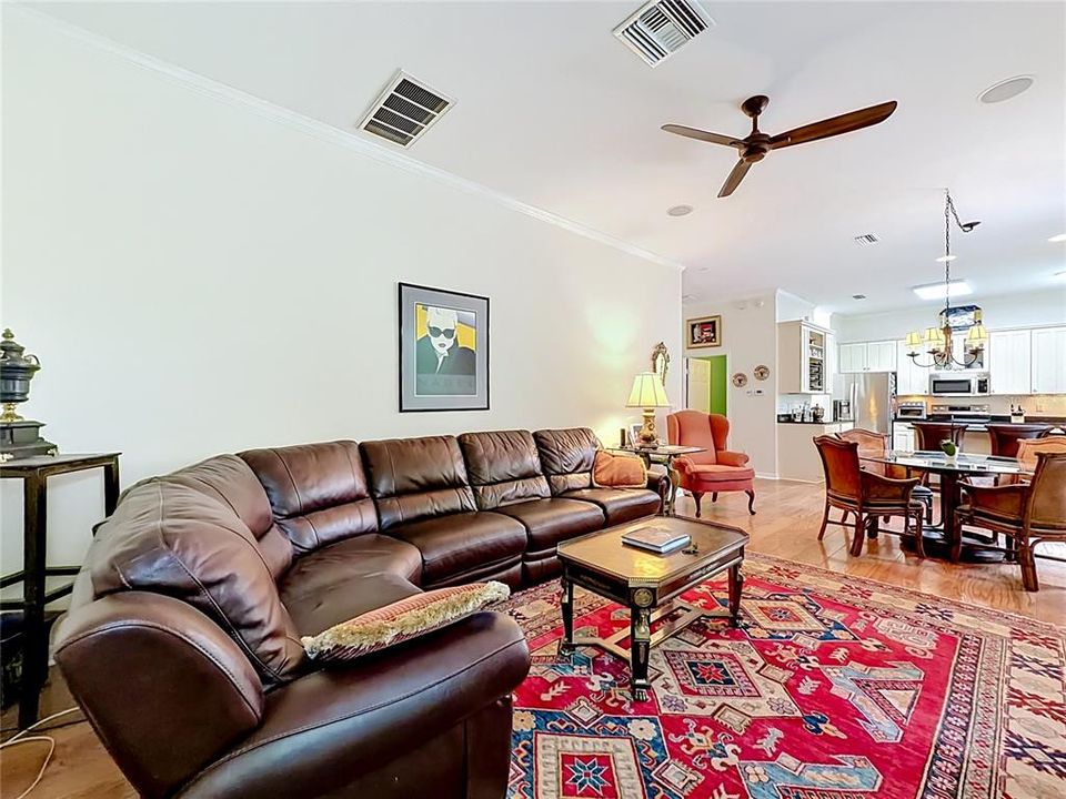 Active With Contract: $899,000 (4 beds, 2 baths, 2125 Square Feet)