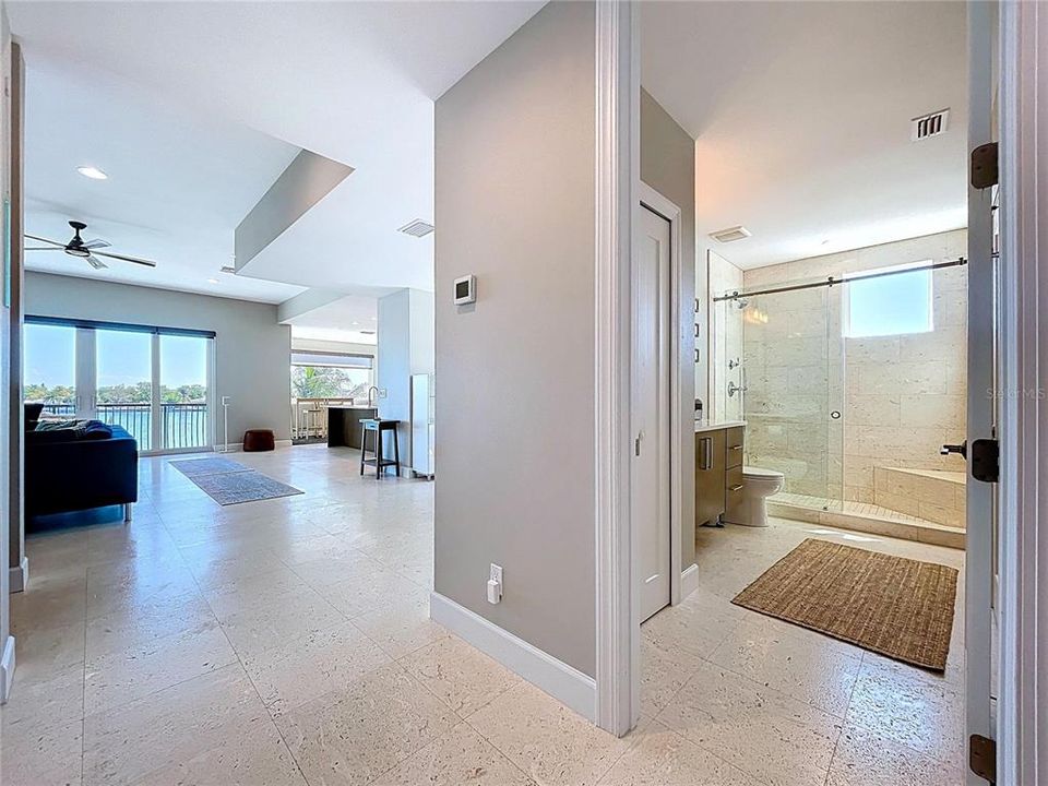 For Sale: $3,299,000 (4 beds, 4 baths, 3495 Square Feet)