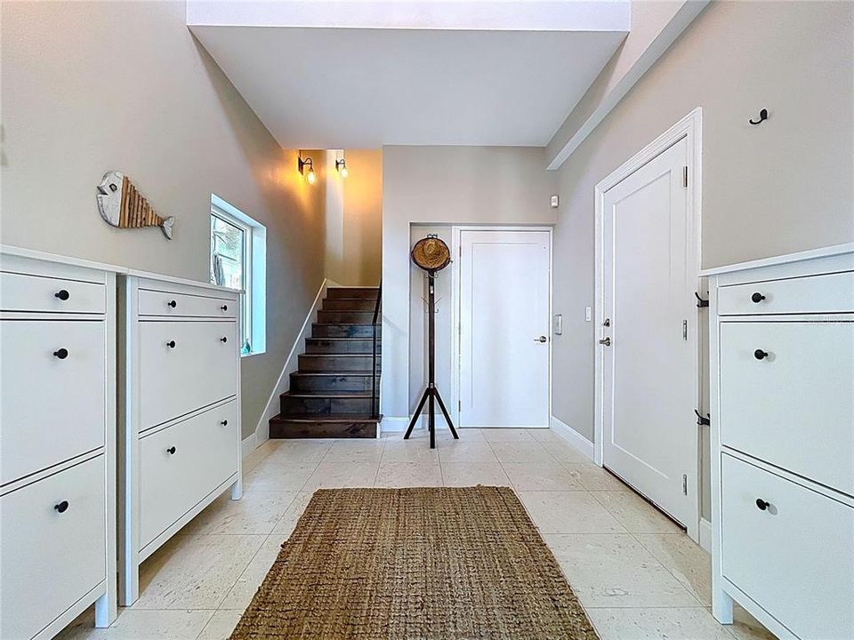 For Sale: $3,299,000 (4 beds, 4 baths, 3495 Square Feet)