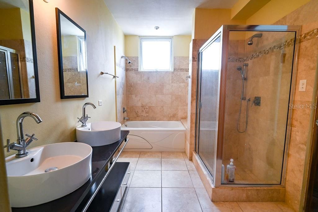На продажу: $499,000 (4 спален, 3 ванн, 2683.9 Квадратных фут)