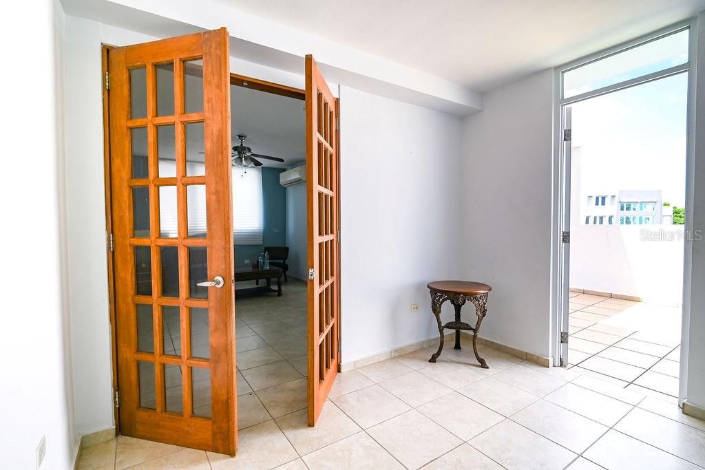 На продажу: $499,000 (4 спален, 3 ванн, 2683.9 Квадратных фут)