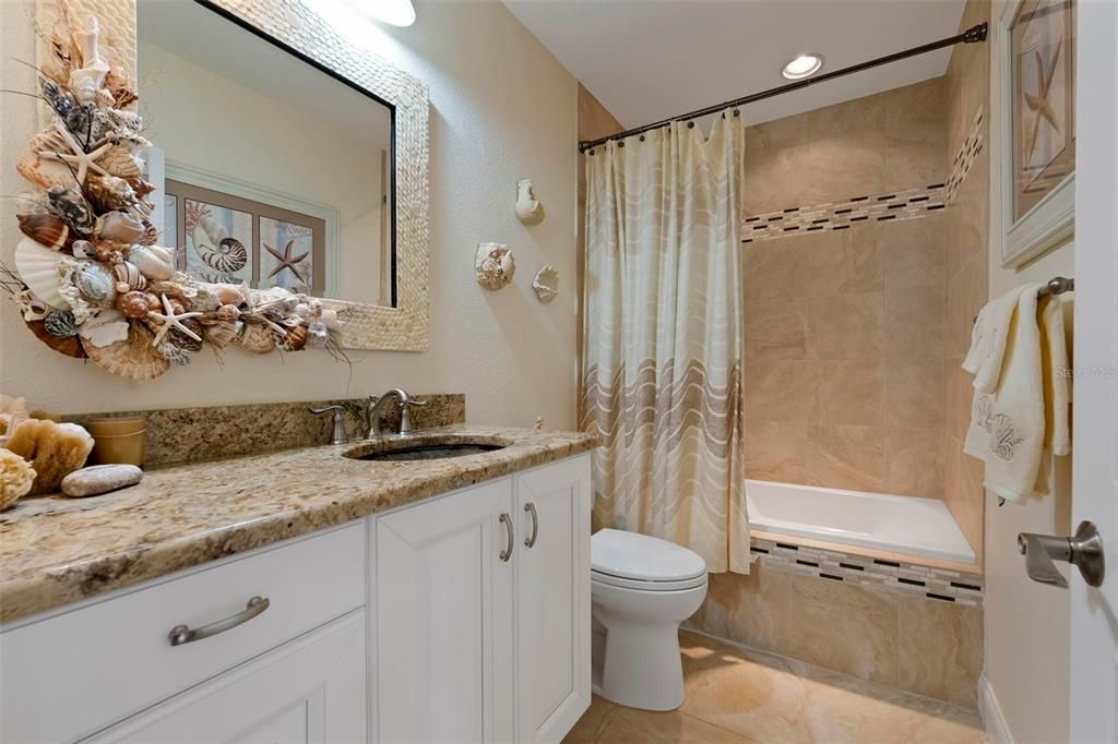 Activo con contrato: $1,390,000 (4 camas, 4 baños, 2966 Pies cuadrados)