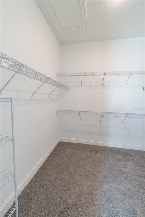 En Renta: $3,300 (3 camas, 2 baños, 2100 Pies cuadrados)
