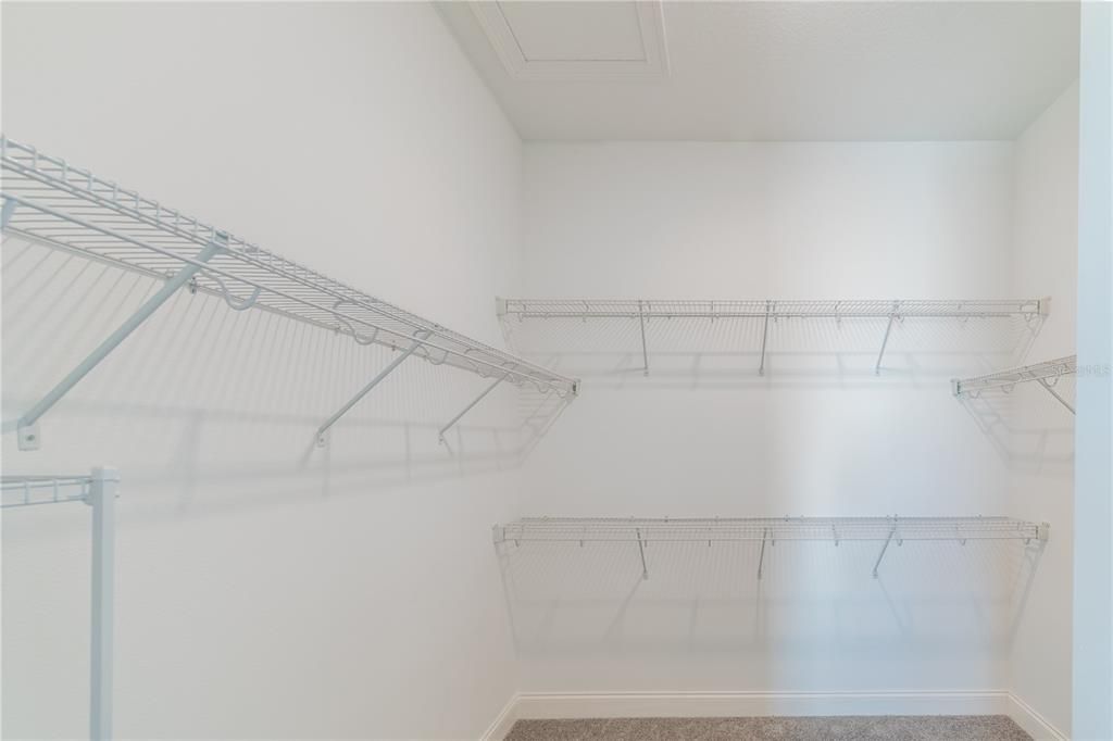 En Renta: $3,300 (3 camas, 2 baños, 2100 Pies cuadrados)