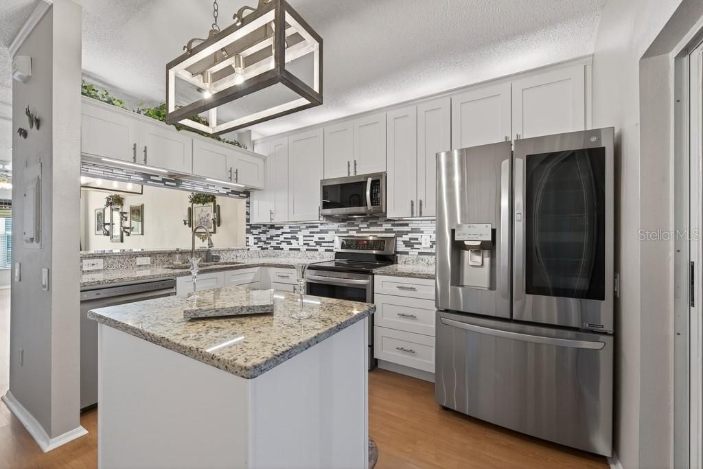 En Venta: $228,500 (2 camas, 2 baños, 1184 Pies cuadrados)