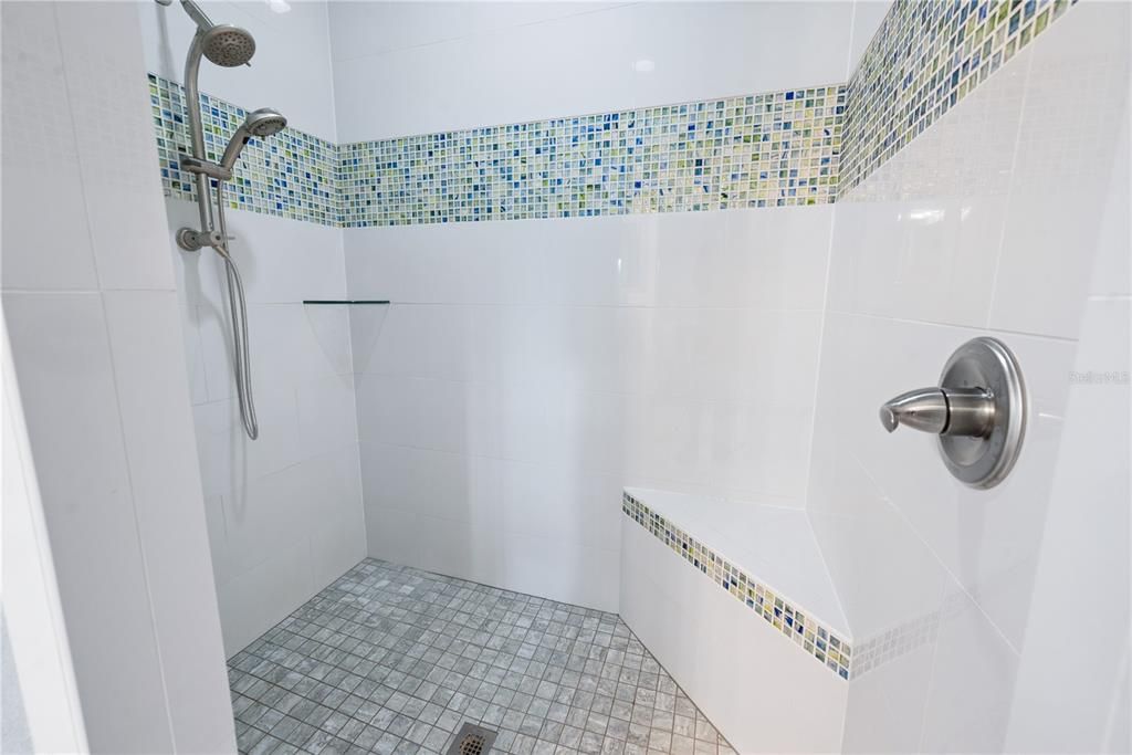 For Sale: $665,000 (3 beds, 2 baths, 1538 Square Feet)