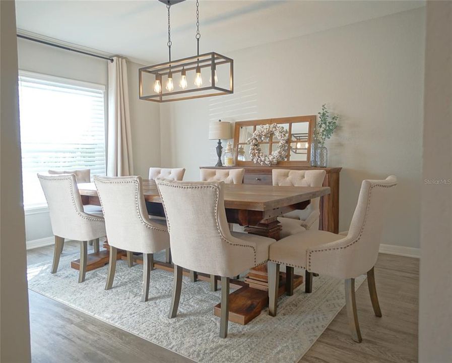 Active With Contract: $2,400 (3 beds, 2 baths, 1990 Square Feet)