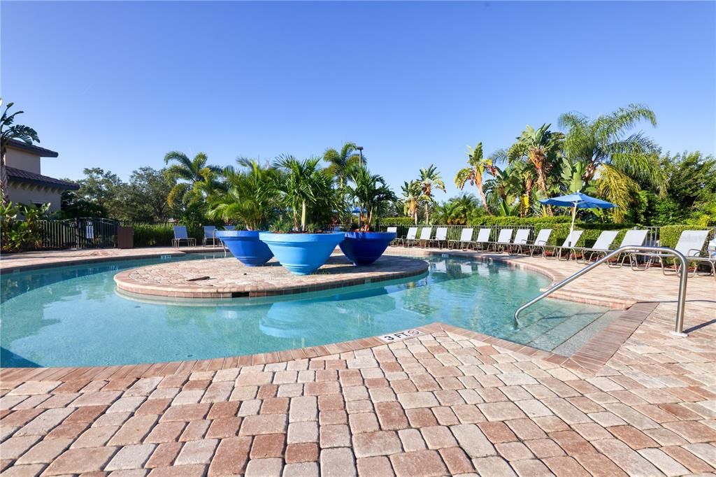 For Rent: $2,995 (3 beds, 2 baths, 1786 Square Feet)