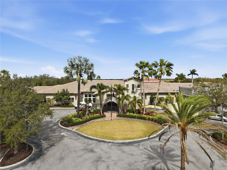 For Rent: $2,995 (3 beds, 2 baths, 1786 Square Feet)
