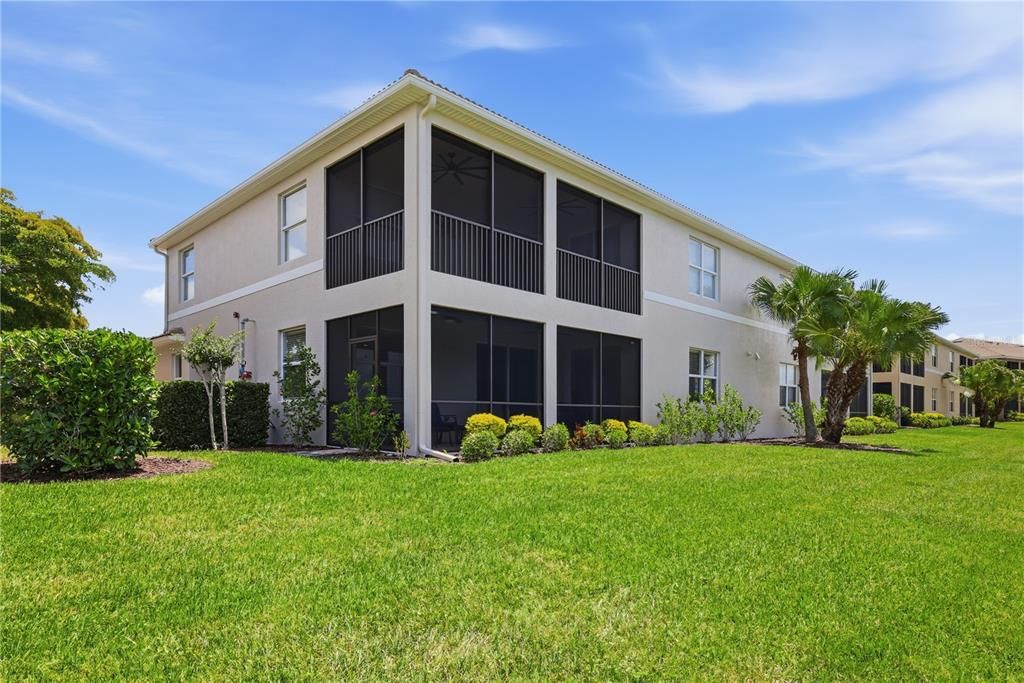 For Rent: $2,995 (3 beds, 2 baths, 1786 Square Feet)