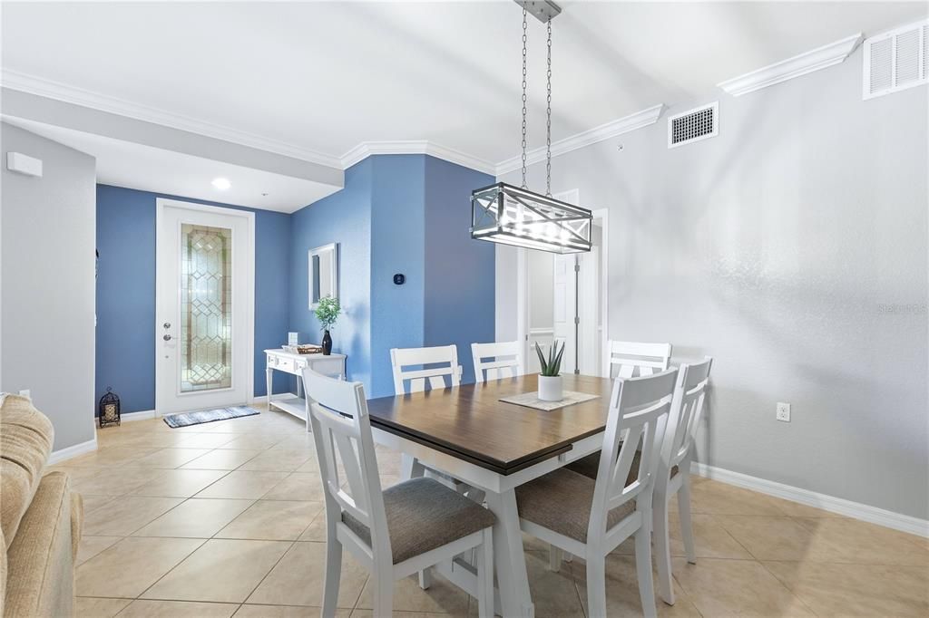 For Rent: $2,995 (3 beds, 2 baths, 1786 Square Feet)