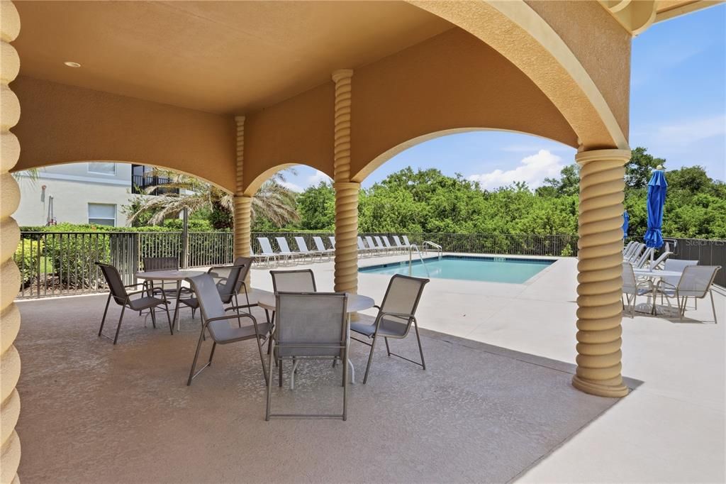 For Rent: $2,995 (3 beds, 2 baths, 1786 Square Feet)