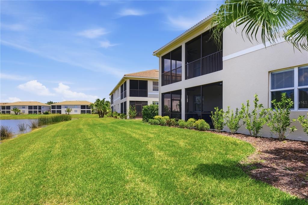 For Rent: $2,995 (3 beds, 2 baths, 1786 Square Feet)