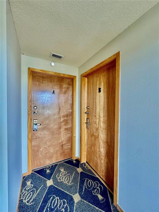 For Sale: $179,900 (2 beds, 2 baths, 1250 Square Feet)