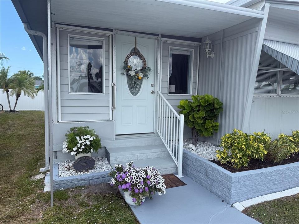 For Sale: $98,000 (1 beds, 1 baths, 575 Square Feet)