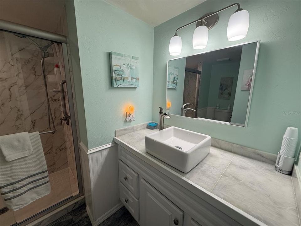 For Sale: $98,000 (1 beds, 1 baths, 575 Square Feet)