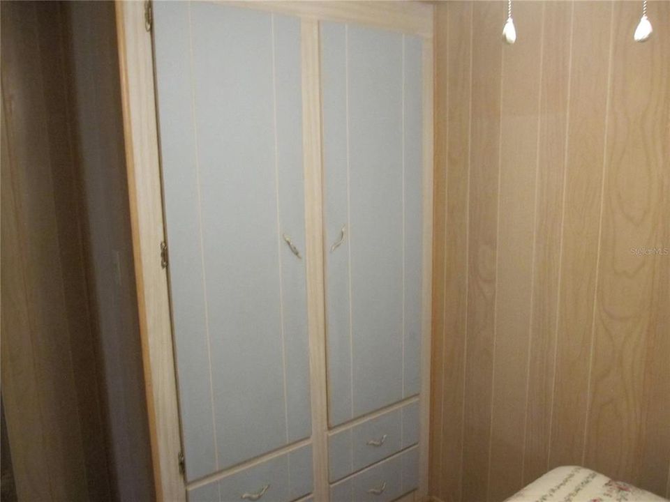 For Sale: $59,000 (2 beds, 1 baths, 552 Square Feet)