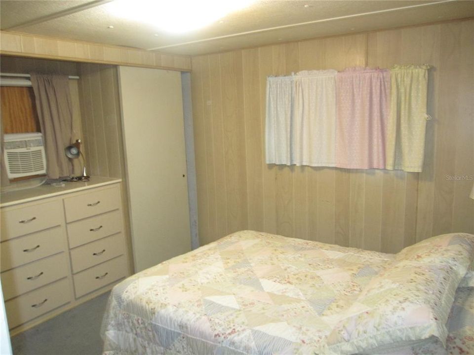 For Sale: $59,000 (2 beds, 1 baths, 552 Square Feet)