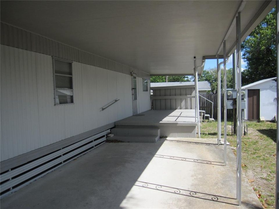 For Sale: $59,000 (2 beds, 1 baths, 552 Square Feet)