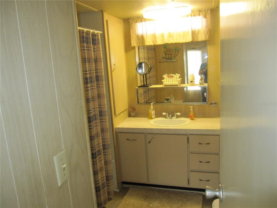 For Sale: $59,000 (2 beds, 1 baths, 552 Square Feet)
