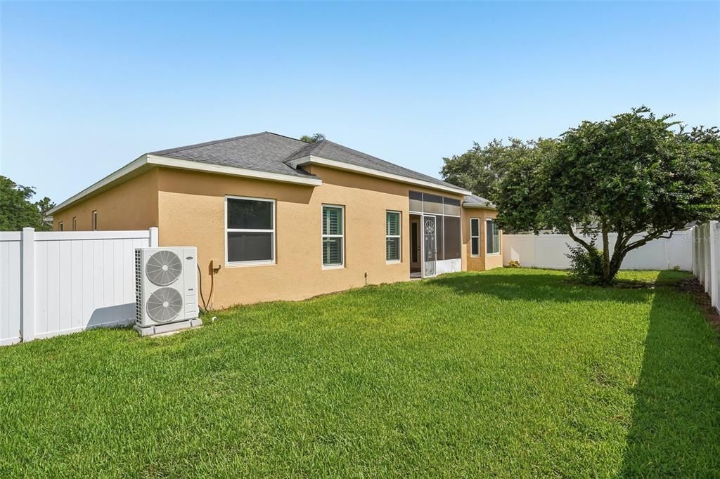 En Venta: $649,900 (4 camas, 3 baños, 2663 Pies cuadrados)
