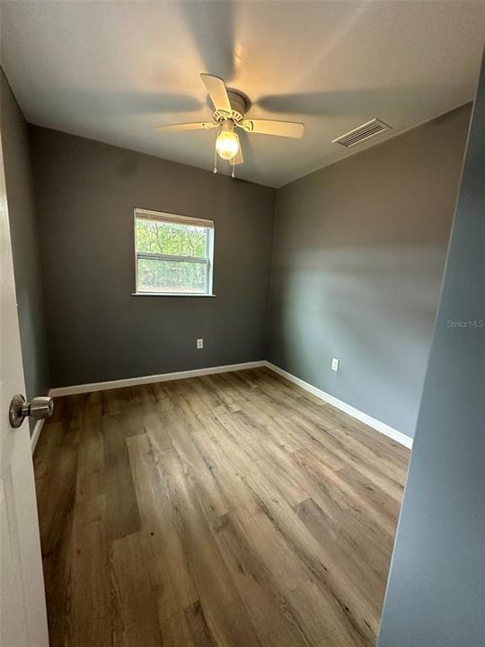 For Rent: $1,565 (3 beds, 1 baths, 1042 Square Feet)